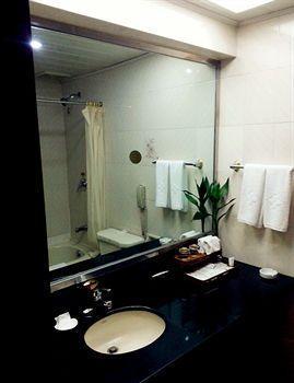 ננינג Jinhua Hotel Guangxi מראה חיצוני תמונה